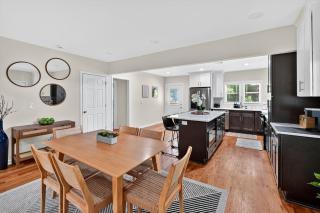 Atlanta Family Retreat 5BR and Backyard home - 9