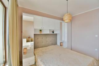 Suncrest Residence - 5