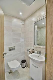 Suncrest Residence - 1