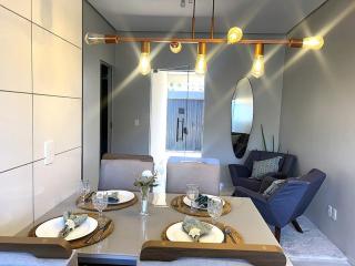 Casa 02 - Casa com 2 quartos, próximo a rodoviária e aeroporto - 0