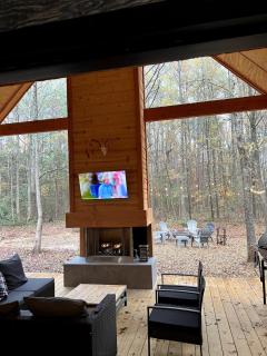 The Stunning Shady Creek Cabin - 3