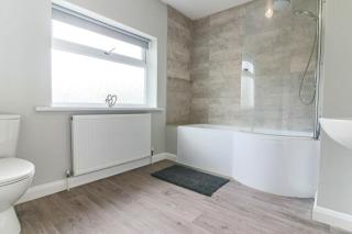 Beacon House - Private Parking - Fast Wifi - 4