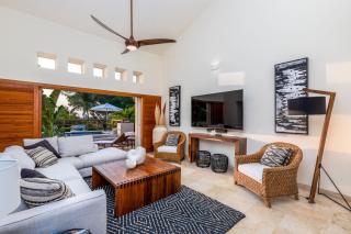 A luxurious 4bed 2level retreat - 1