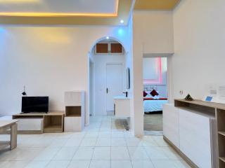 Cosy apartment steps from shore & public transport - 1