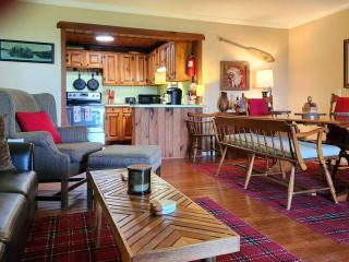 Stunning Foilage Views From The Fire Tower Cabin - 6