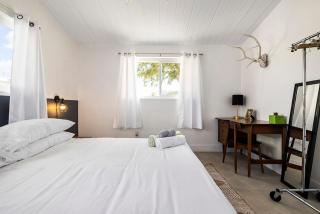 Rancho Relaxo - hot tub, fire pit, open air bath and comfy beds - 6