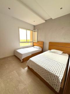 Evasion apartment with beach and pool views - 2