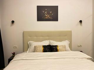 Beautiful Dining Area Full Kitchen Free Parking AC Bathtub - 3