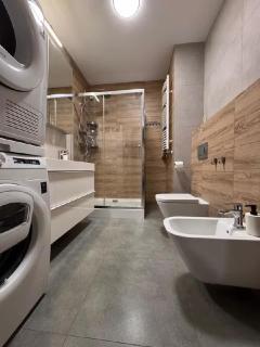 Before making request, read my profile host at the bottom of page # Spacious 3-Room Flat in Quiet Area - 7