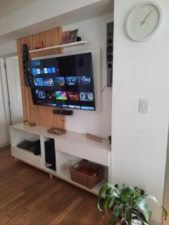 Excelente ubicación céntrica Dpto de categoría con cochera - 7