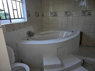 Shado's residence self catering cotages - 2