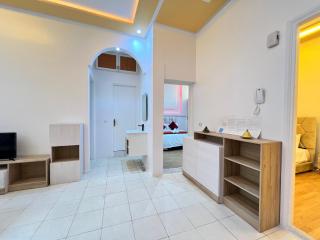 Cosy apartment steps from shore & public transport - 7