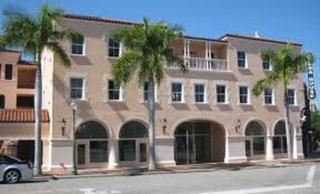 *Downtown home 10min. drive to beach; walk DT* - 7