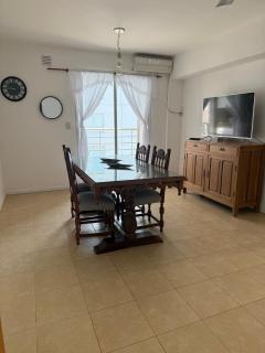 Dpto con asador excelente ubicación - 9