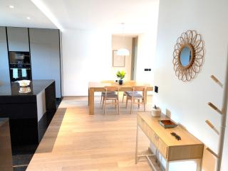 Sky-High Elegance Top-Floor Views of City, Ocean & Sunrise - 4