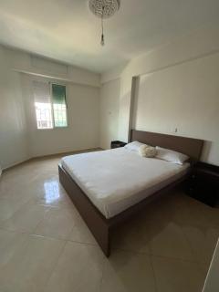 Othmane Kadraoui - 8