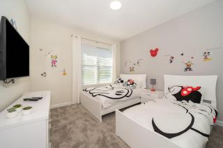 2738WE VILLA 5 BED/5 BA (SANITIZED) - 4