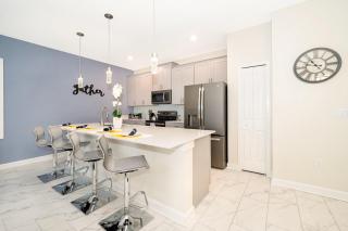 8947AR TOWNHOUSE 4 BEDROOMS & 3 BATHROOMS + POOL - 2