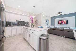 3180-202BV STOREY LAKE, CONDO 2/2 GARDEN VIEW - 2