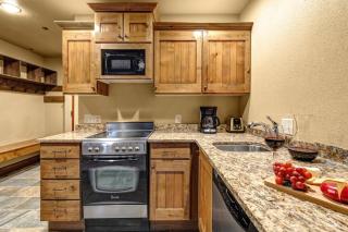 Copperbottom Inn 311 condo - 9