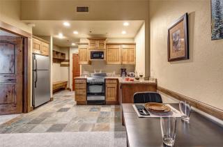 Copperbottom Inn 311 condo - 1