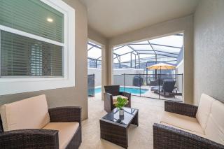 4202MC TOWNHOUSE 4 BEDROOMS & 3 BATHROOMS + POOL - 4