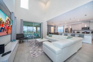 2098EE VILLA 5 BED/4.5 BA - 0