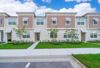 1652AL TOWNHOUSE 5 BED/4.5 BA (SANITIZED) - 1