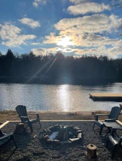 Algonquin Waterfront and Winter Paradise With Sunsets - 1