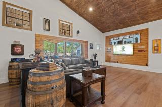 Terracotta Retreat Sleeps 54 Pool & Hot Tub - 4