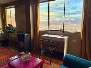 colorful ands artsy home, family perfect, great wifi for working - 3