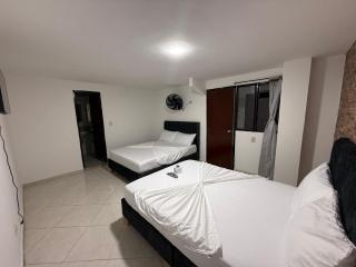 Hotel Alojamientos Villavicencio - 3