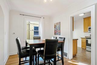 Charming and Spacious Seattle 3B3B Townhome - 6