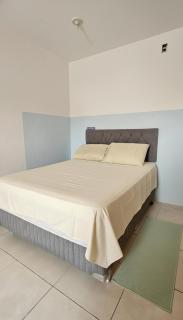 Kitnet ótima localização no Rio Vermelho - 9