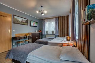 Zajazd Karłów Restauracja & Pokoje Gościnne - 2