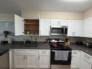 Luxe Getaway by AT&T & Six Flags - 7