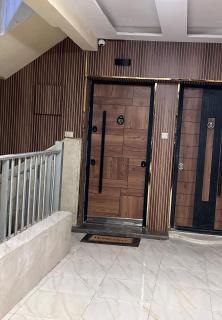 Brand-New Luxury Zamalek Retreat-Partial Nile View - 7