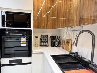 Brand-New Luxury Zamalek Retreat-Partial Nile View - 1