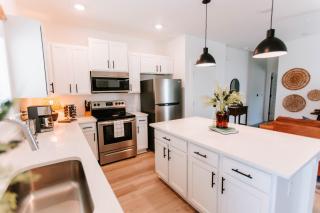 Mid-Term Discounts - Near Downtown, UGA, Hospital - 9