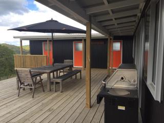 The Kokako Roost at Moketenui Shearers Quarters - 5