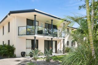 Somerset Sunrise Townhouse in Byron Centre - 2