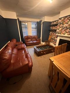 Sunny Furnished Room & Great Brighton Location - 4