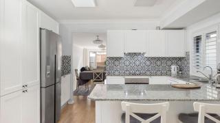 Tide and Tennis Retreat Nelson Bay - 8