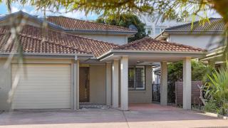 Tide and Tennis Retreat Nelson Bay - 4