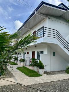 Coconut Inn Moalboal - 1