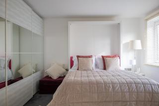 Central London stylish newly decorated studio flat - 8