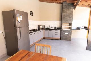 Casa muito bem localizada ao lado da Praia Grande em Ubatuba - 0