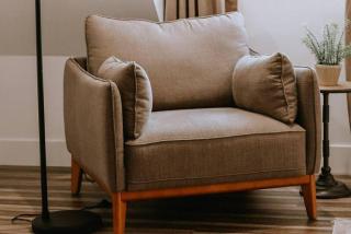 Emma's Escape King Suite with Plush Comforts - 1