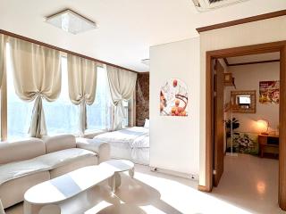 Morning in Seoul - 1