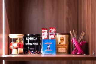 Velora 2BR Near Jeddah Airport Private Parking - 5